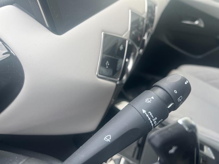 DS Automobiles DS 3/Crossback 1.2 12V PureTech 130 Sloopvoertuig (2020, Wit, Zwart)