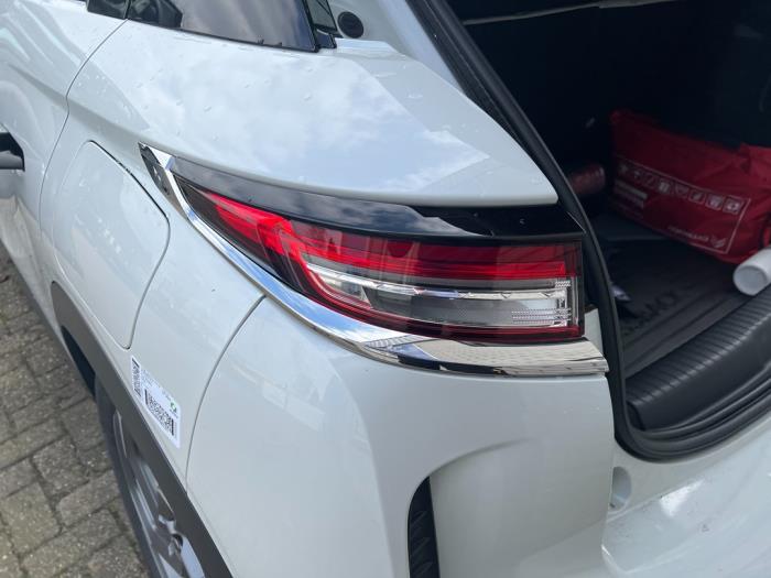 DS Automobiles DS 3/Crossback 1.2 12V PureTech 130 Sloopvoertuig (2020, Wit, Zwart)