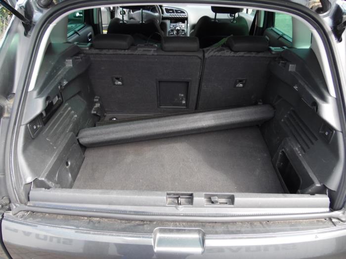 Peugeot 3008 I 1.6 VTI 16V Schadevoertuig (2010, Grijs)