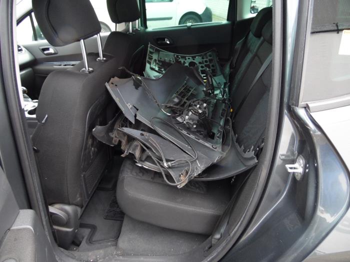 Peugeot 3008 I 1.6 VTI 16V Schadevoertuig (2010, Grijs)