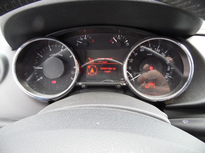 Peugeot 3008 I 1.6 VTI 16V Schadevoertuig (2010, Grijs)