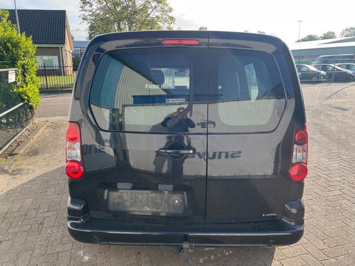 Peugeot Partner 1.6 HDI 90 Sloopvoertuig (2013, Zwart)