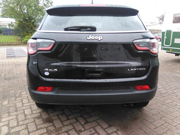Jeep Compass II 1.4 Multi Air2 16V 4x4 Sloopvoertuig (2017, Zwart)