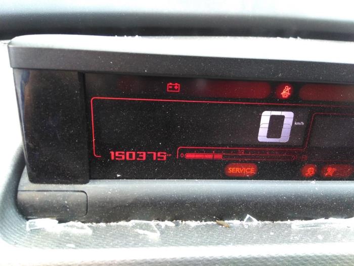 Citroen C4 Cactus 1.6 Blue Hdi 100 Sloopvoertuig (2015, Wit)