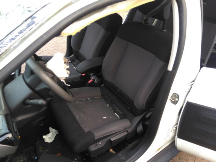 Citroen C4 Cactus 1.6 Blue Hdi 100 Sloopvoertuig (2015, Wit)