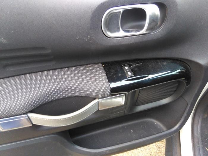 Citroen C4 Cactus 1.6 Blue Hdi 100 Sloopvoertuig (2015, Wit)