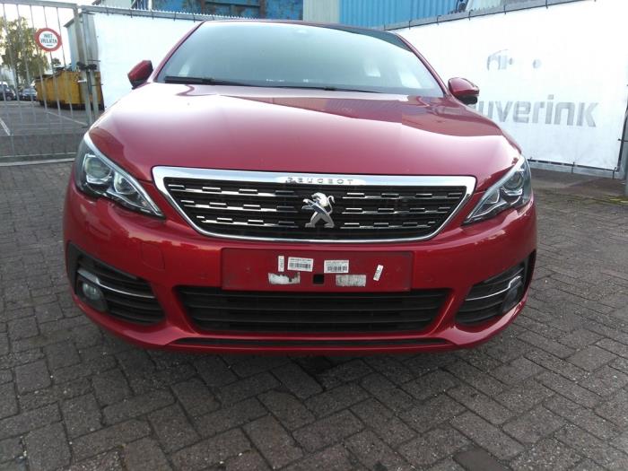 Peugeot 308 1.2 12V e-THP PureTech 110 Sloopvoertuig (2018, Rood)