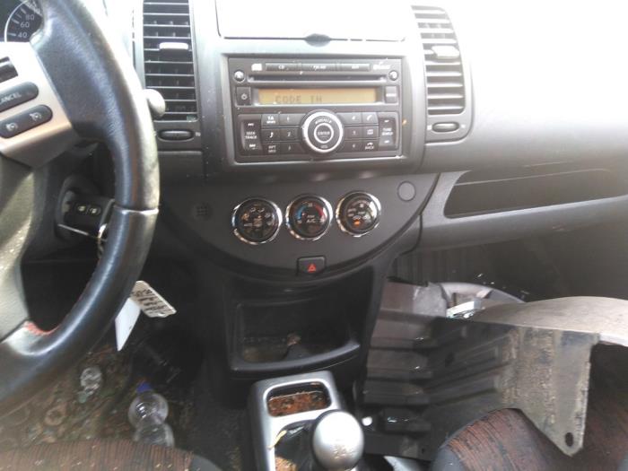 Nissan Note 1.6 16V Sloopvoertuig (2010, Zwart)