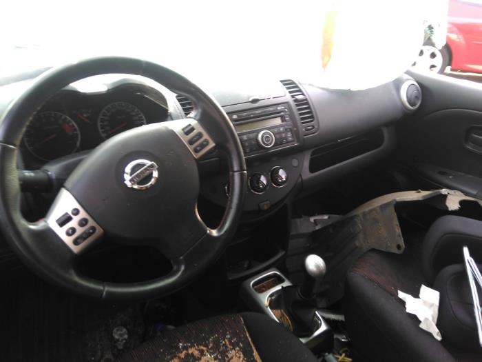 Nissan Note 1.6 16V Sloopvoertuig (2010, Zwart)