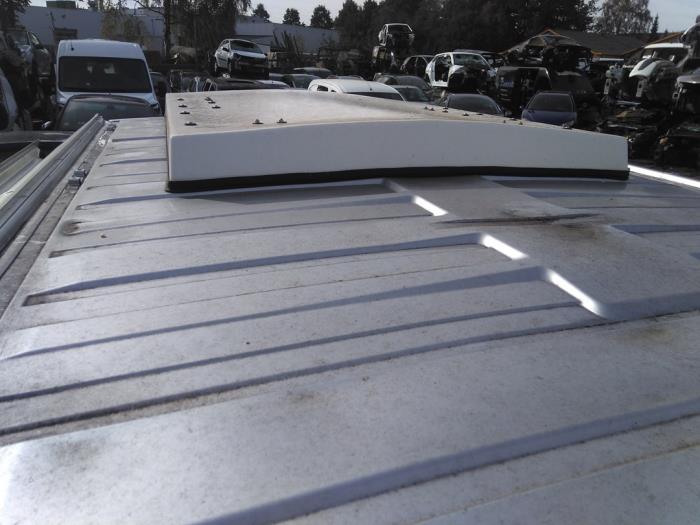 Renault Trafic New 2.5 dCi 16V 135 Sloopvoertuig (2006, Grijs)