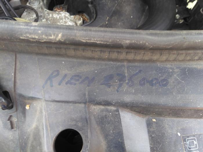 Renault Trafic New 2.5 dCi 16V 135 Sloopvoertuig (2006, Grijs)