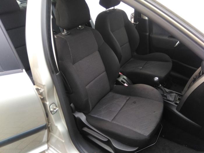 Peugeot 207/207+ 1.6 16V Sloopvoertuig (2007, Grijs)