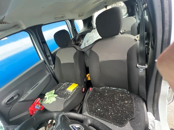 Dacia Lodgy 1.6 Sce 100 16V Sloopvoertuig (2019, Wit)