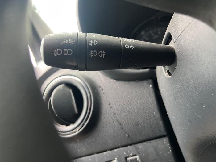 Dacia Lodgy 1.6 Sce 100 16V Sloopvoertuig (2019, Wit)