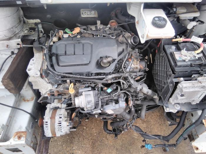 Renault Trafic 1.6 dCi 125 Twin Turbo Sloopvoertuig (2016, Wit)