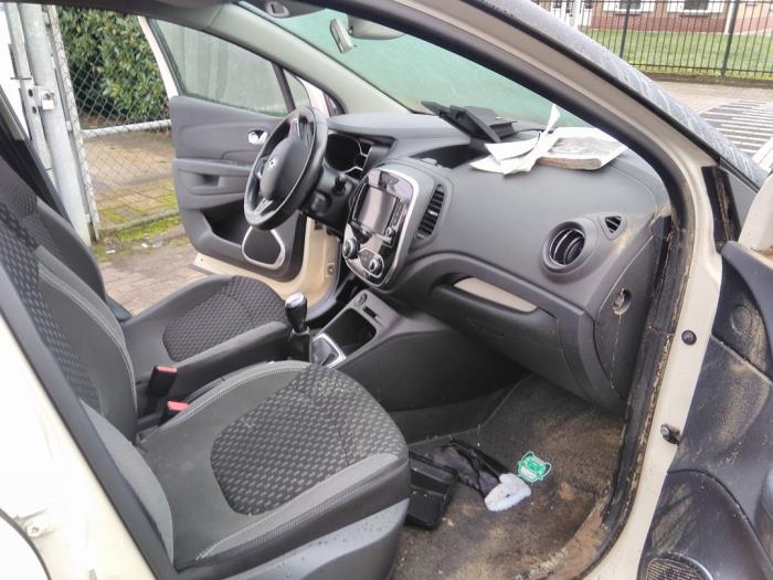 Renault Captur 0.9 Energy TCE 12V Sloopvoertuig (2018, Beige)