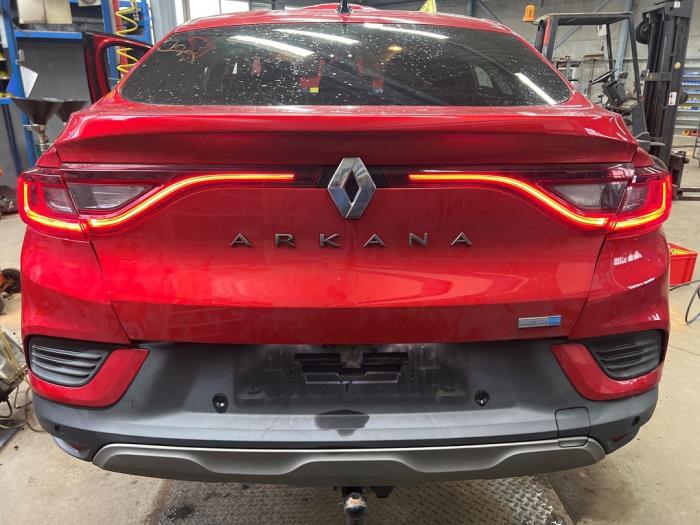 Renault Arkana 1.6 E-Tech 145 16V Sloopvoertuig (2022, Rood)