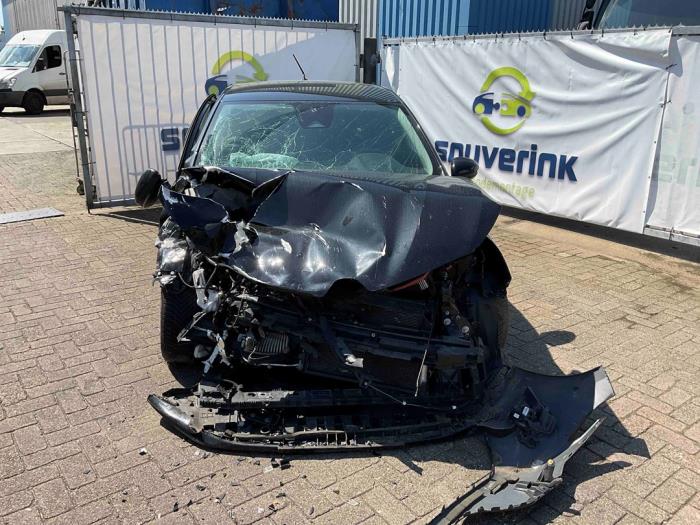 Renault Clio V 1.0 TCe 100 12V Sloopvoertuig (2021, Zwart)