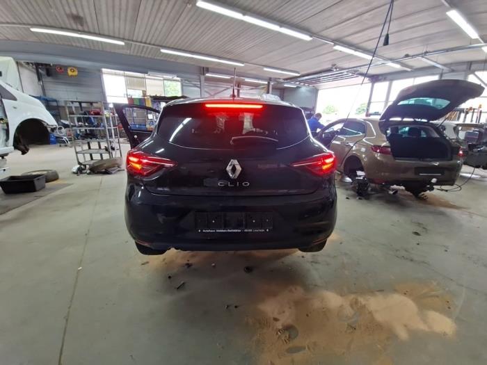 Renault Clio V 1.0 TCe 100 12V Sloopvoertuig (2021, Zwart)