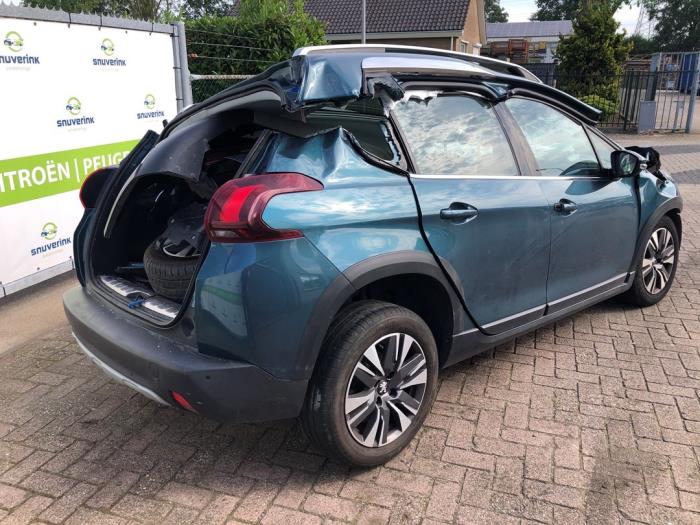 Peugeot 2008 1.2 12V e-THP PureTech 130 Sloopvoertuig (2018, Groen)