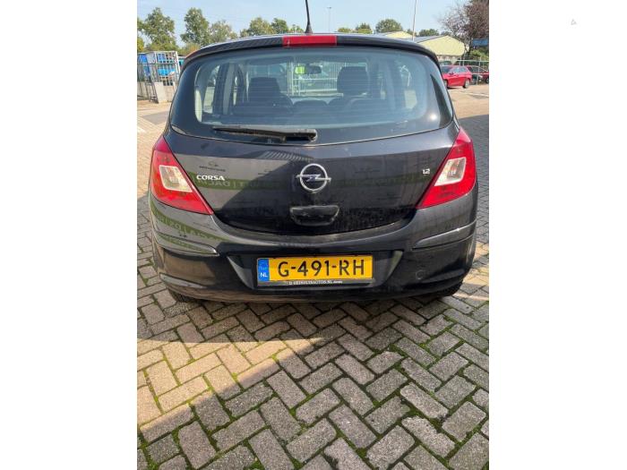 Opel Corsa D 1.2 16V Schadevoertuig (2007, Zwart)