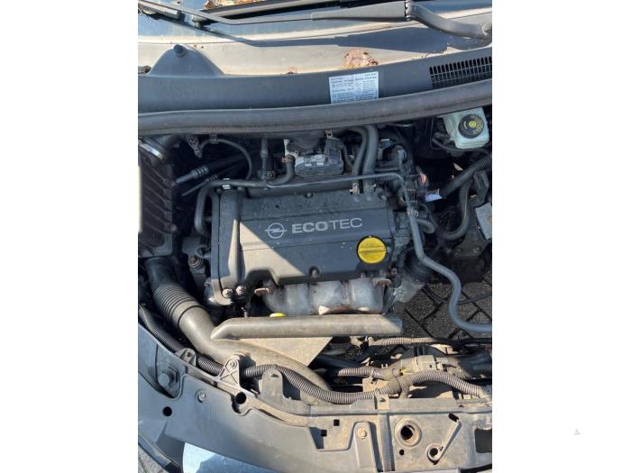 Opel Corsa D 1.2 16V Schadevoertuig (2007, Zwart)