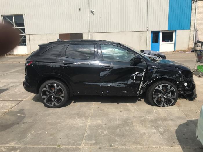 Renault Austral 1.2 E-Tech Full Hybrid 200 Sloopvoertuig (2024, Zwart)