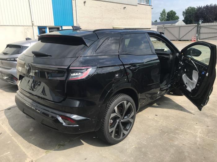 Renault Austral 1.2 E-Tech Full Hybrid 200 Sloopvoertuig (2024, Zwart)