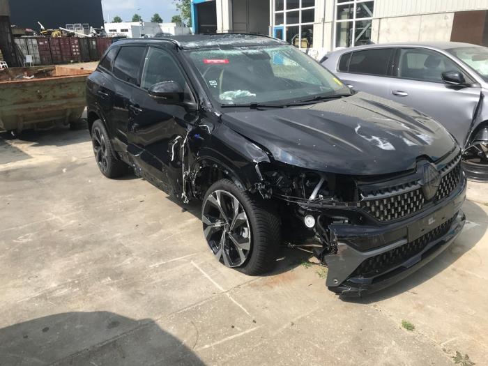 Renault Austral 1.2 E-Tech Full Hybrid 200 Sloopvoertuig (2024, Zwart)