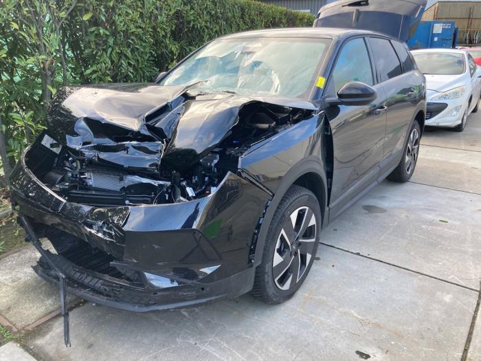 Opel Grandland 1.2 Turbo 12V Hybrid 136 Sloopvoertuig (2025, Zwart)