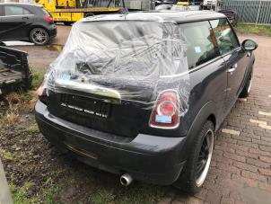 Mini Mini 1.6 Cooper D 16V Sloopvoertuig (2013, Zilvergrijs)