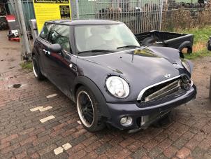 Mini Mini 1.6 Cooper D 16V Sloopvoertuig (2013, Zilvergrijs)