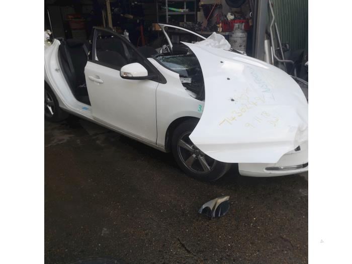 Volvo V40 1.6 D 16V Sloopvoertuig (2014, Wit)