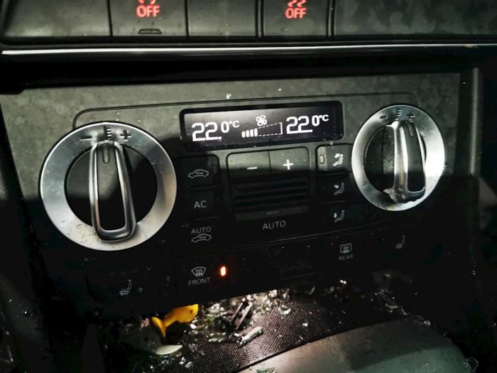 Audi Q3 2.0 16V TFSI 170 Quattro Sloopvoertuig (2012, Metallic, Zilvergrijs)