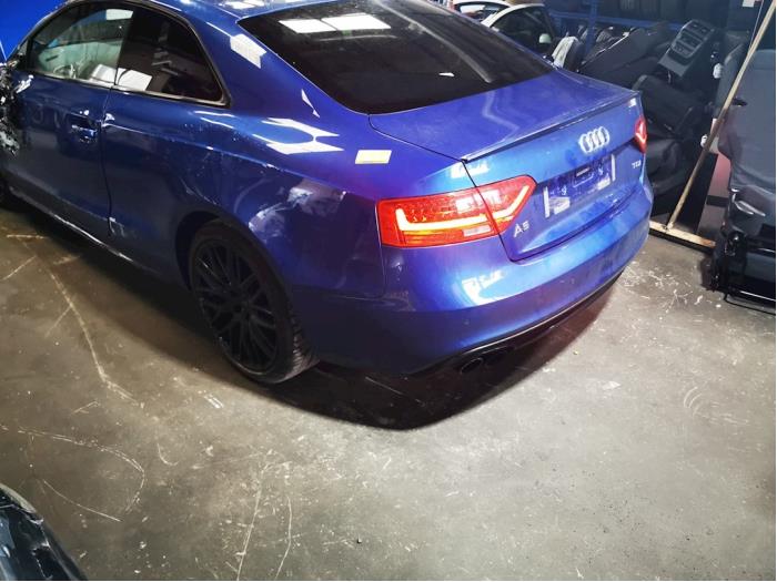 Audi A5 2.0 TDI 16V Sloopvoertuig (2015, Blauw)