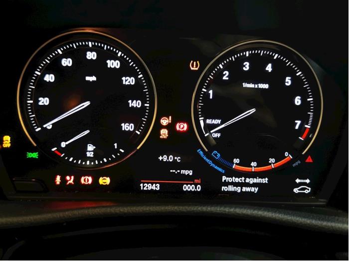 BMW 2 serie Active Tourer 220i 2.0 TwinPower Turbo 16V Sloopvoertuig (2018, Metallic, Zilvergrijs)