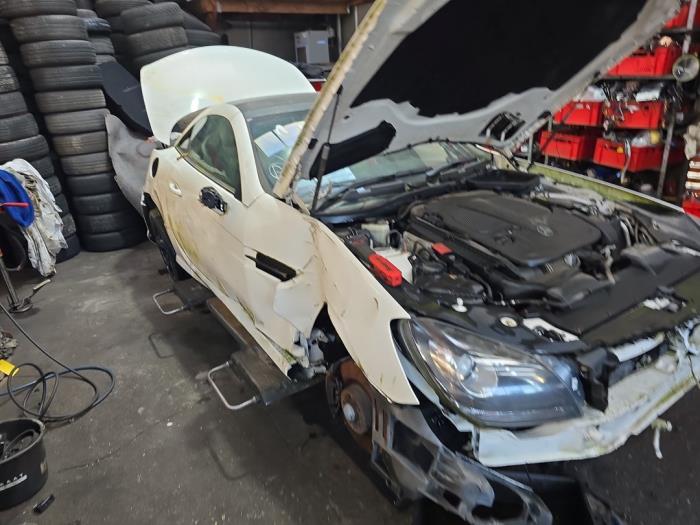 Mercedes SLK 3.5 350 V6 24V BlueEFFICIENCY Sloopvoertuig (2013, Wit)