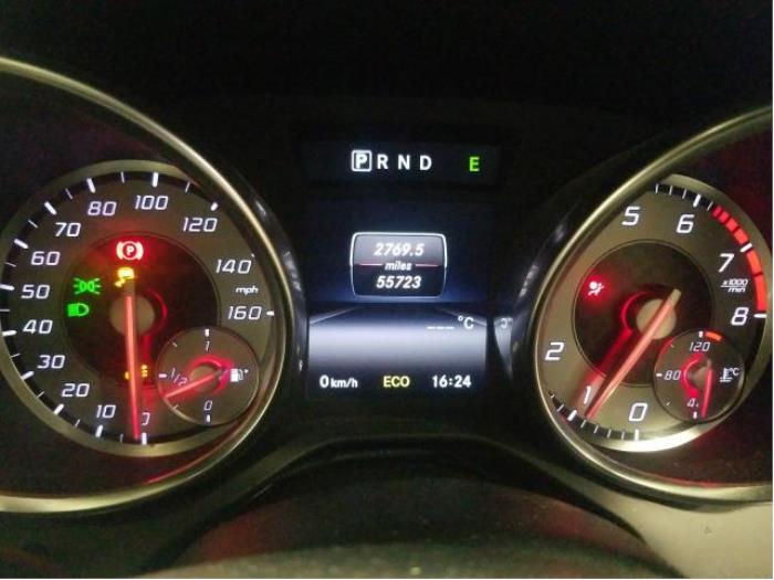 Mercedes SLK 3.5 350 V6 24V BlueEFFICIENCY Sloopvoertuig (2013, Wit)