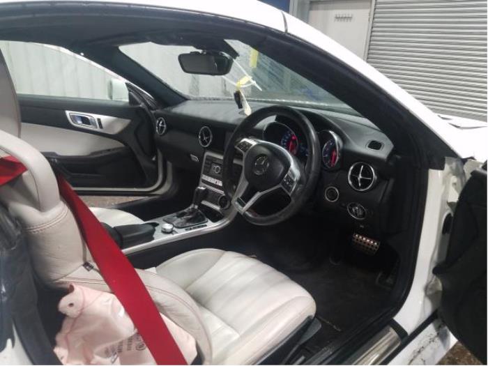 Mercedes SLK 3.5 350 V6 24V BlueEFFICIENCY Sloopvoertuig (2013, Wit)