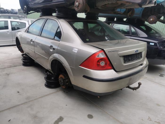 Ford Mondeo III 1.8 16V Sloopvoertuig (2004, Beige)