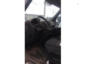 Renault Master III 2.3 dCi 100 16V FWD Sloopvoertuig (2011)