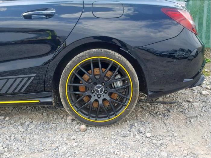 Mercedes CLA 2.0 AMG CLA-45 Turbo 16V Sloopvoertuig (2018, Metallic, Zwart)