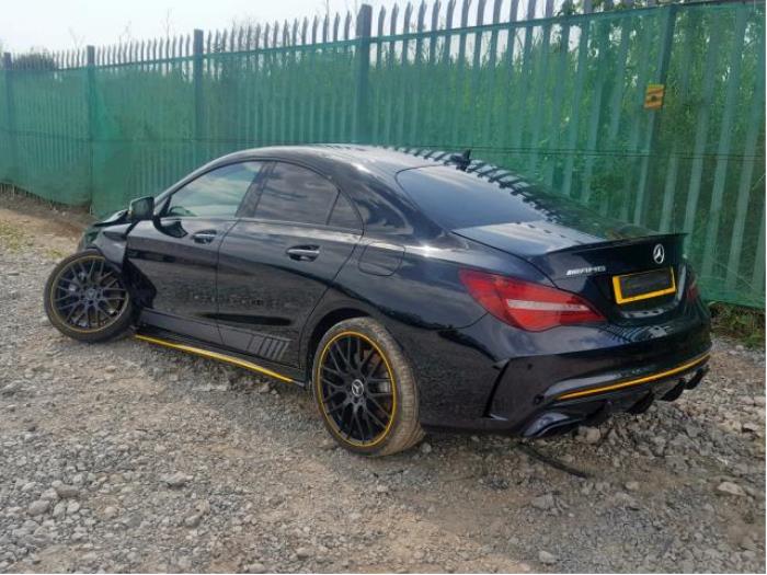 Mercedes CLA 2.0 AMG CLA-45 Turbo 16V Sloopvoertuig (2018, Metallic, Zwart)