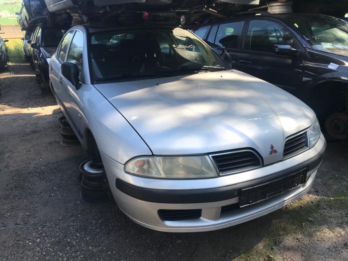 Mitsubishi Carisma 1.6i 16V Sloopvoertuig (2001, Grijs)