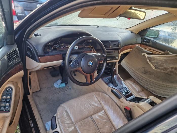 BMW 5 serie 520i 24V Sloopvoertuig (2001, Blauw)