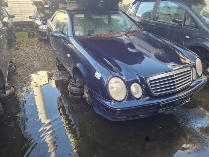Mercedes CLK 2.3 230K 16V Sloopvoertuig (1997, Blauw)