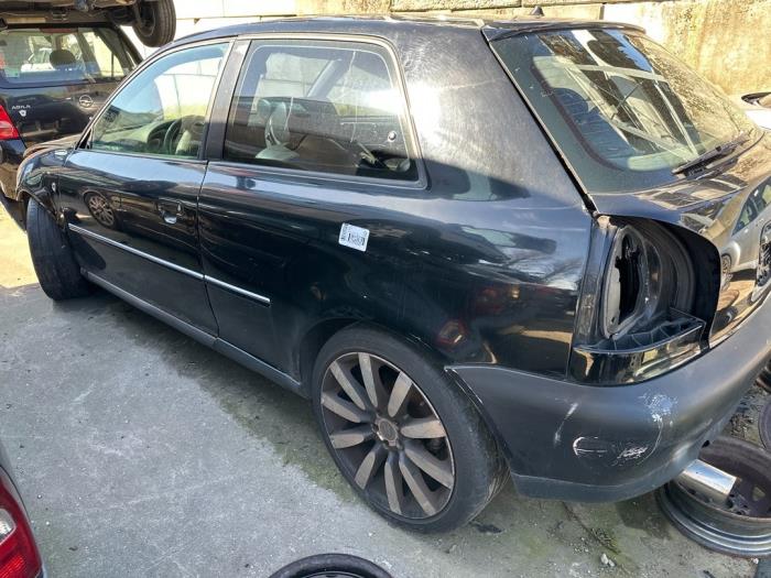 Audi A3 1.8 20V Turbo Sloopvoertuig (1998, Zwart)