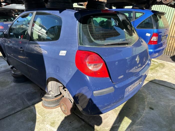 Renault Clio III 1.2 16V 75 Sloopvoertuig (2005, Blauw)