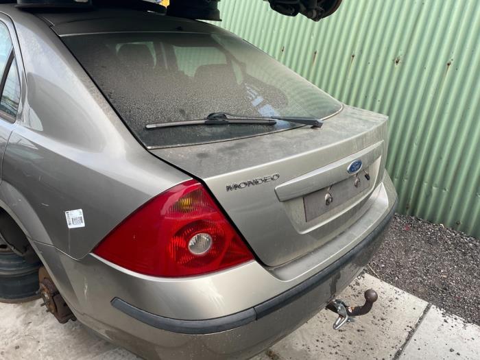 Ford Mondeo III 1.8 16V Sloopvoertuig (2002, Grijs)