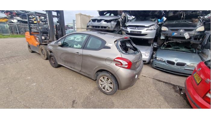 Peugeot 208 I 1.4 16V Sloopvoertuig (2012)
